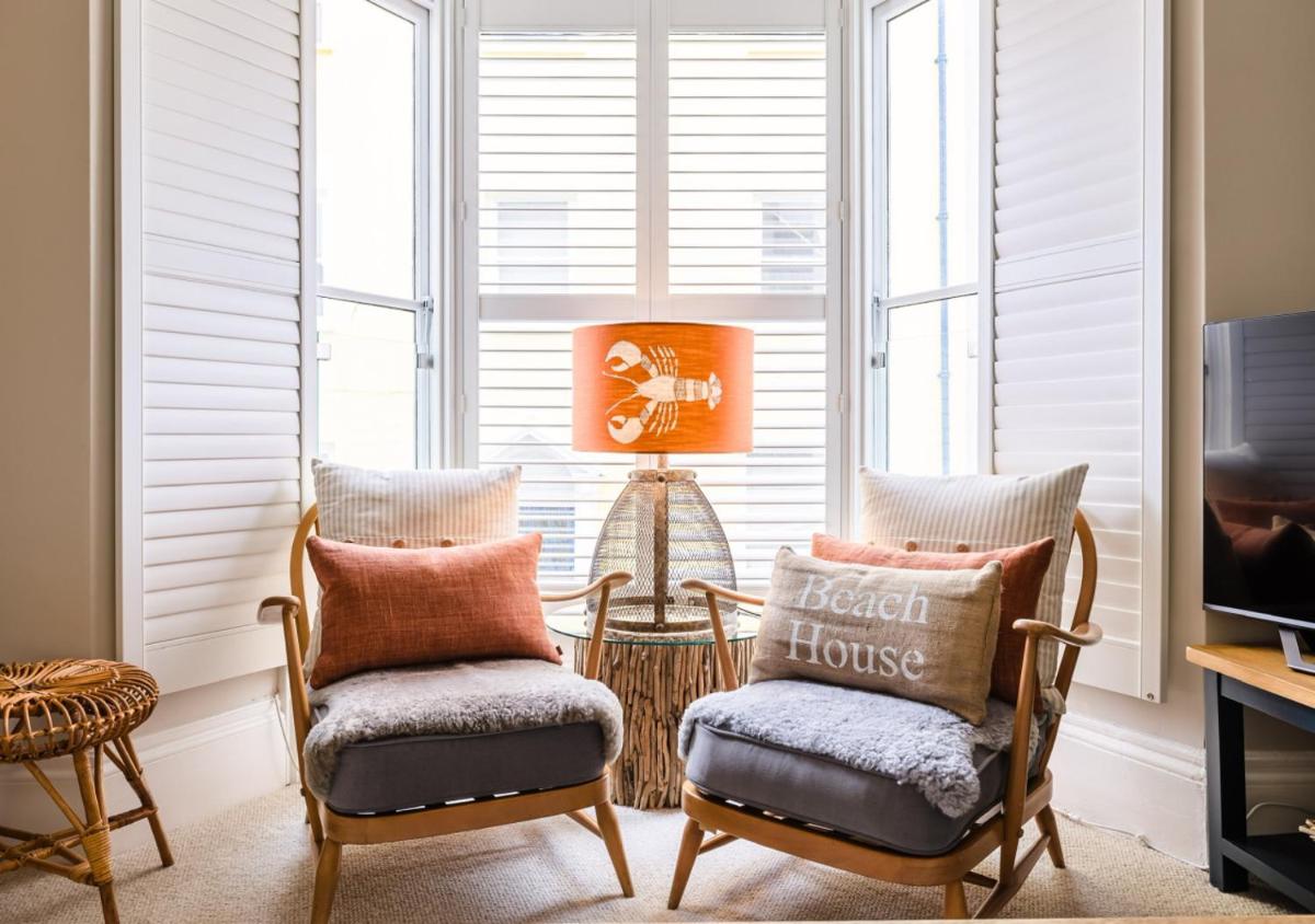 Chart House Sleeps 6 - Housity
