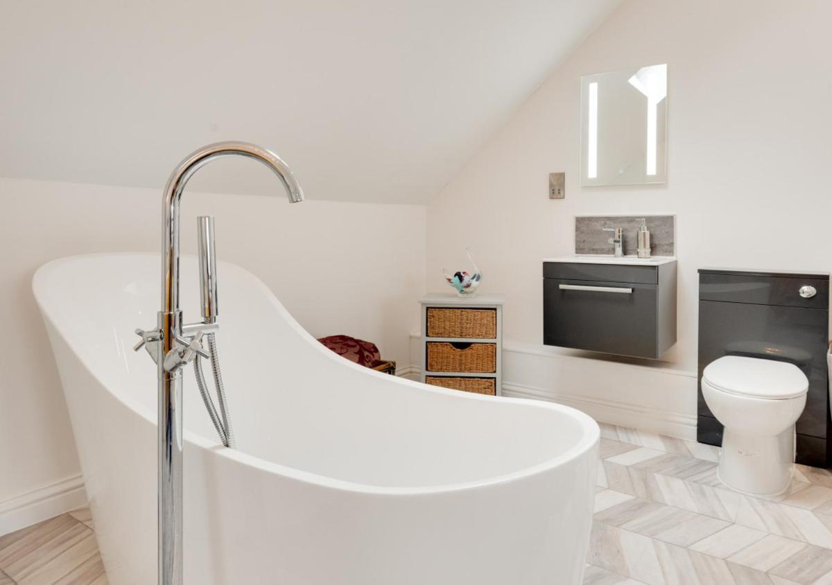 Cluniac Cottage - Housity