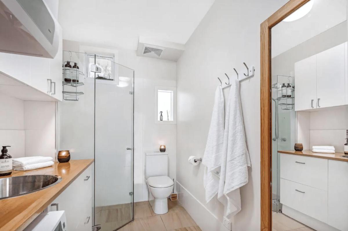 Beachside Family Entertainer - Housity