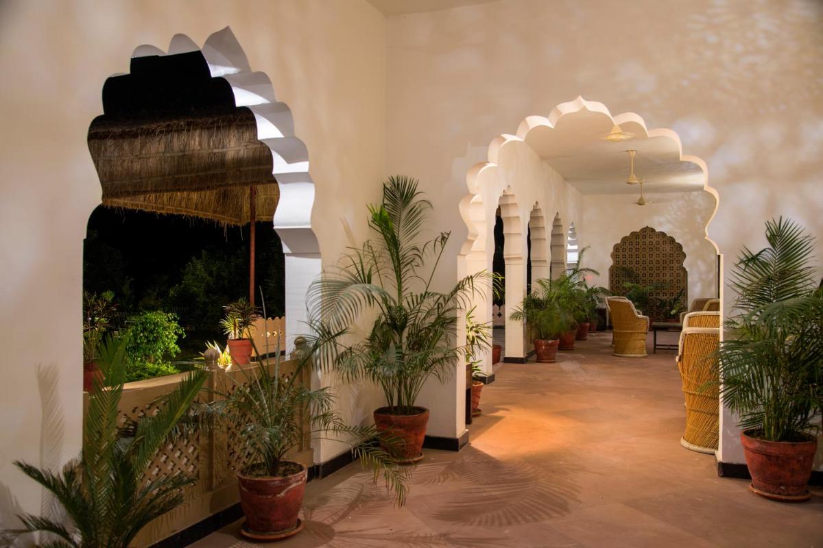 5 Bedroom Private Pool Villa with Lawn-Taroh Ranthambore - Housity