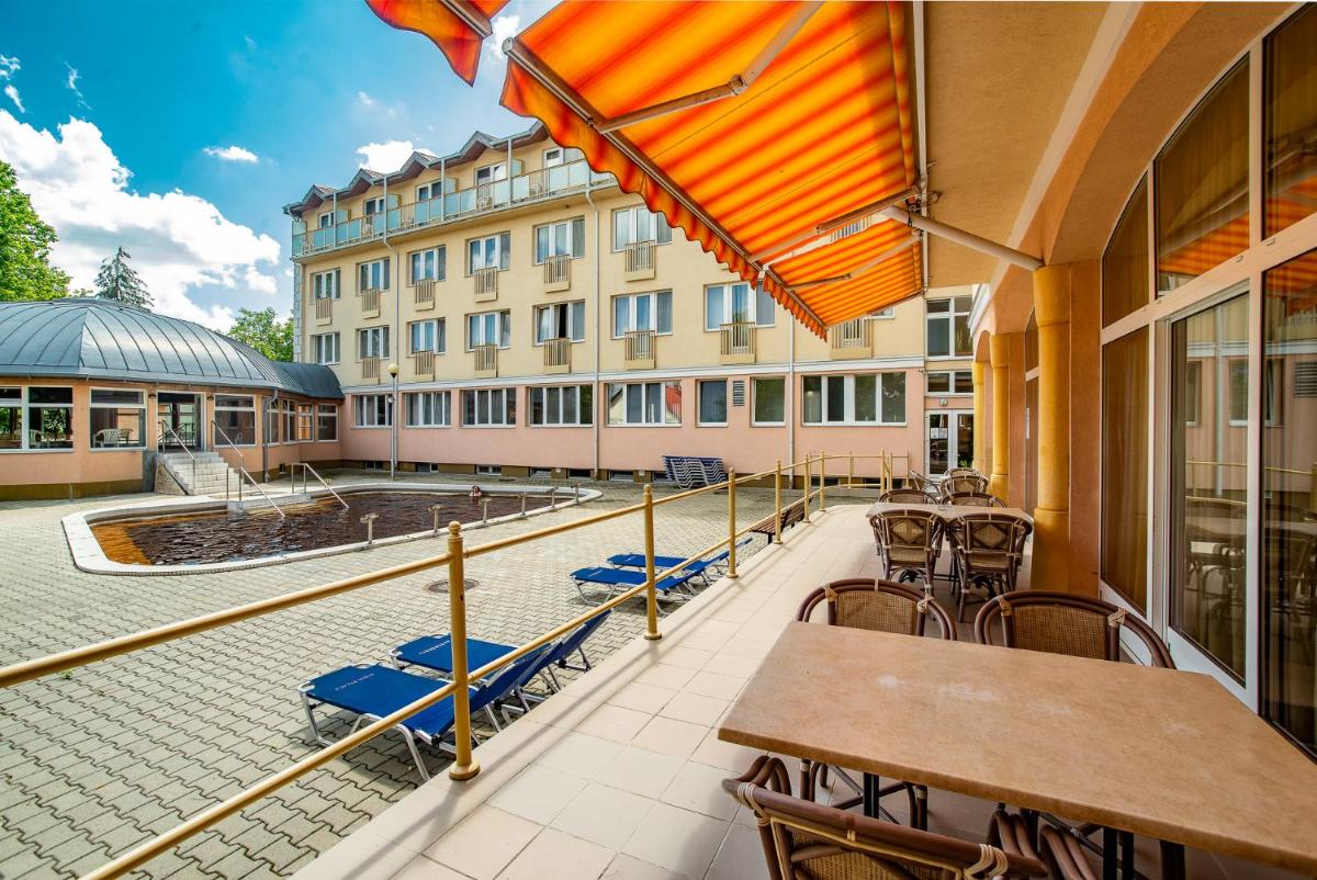 Hungarospa Thermal Hotel - Housity