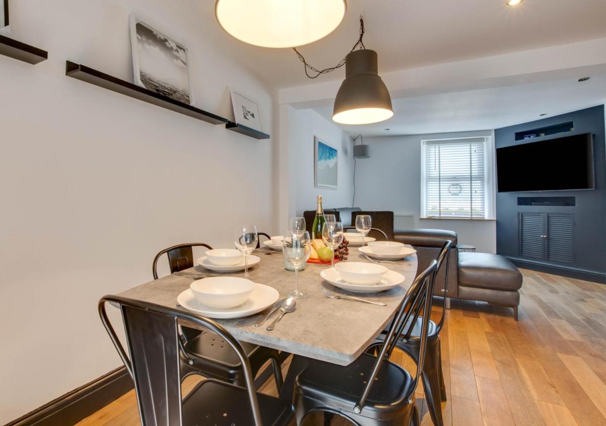 South Beach Hideaway - Housity