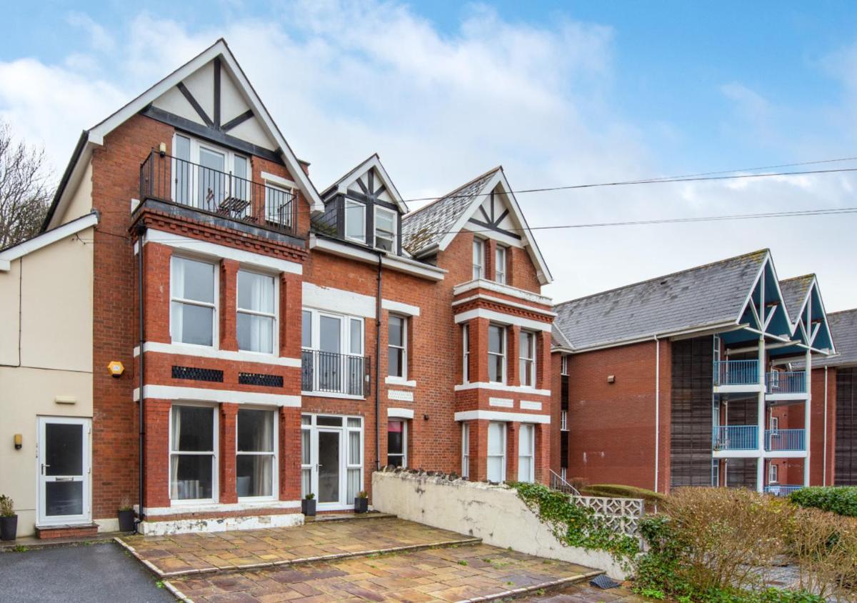 Rotherslade Bay Apartment - Housity