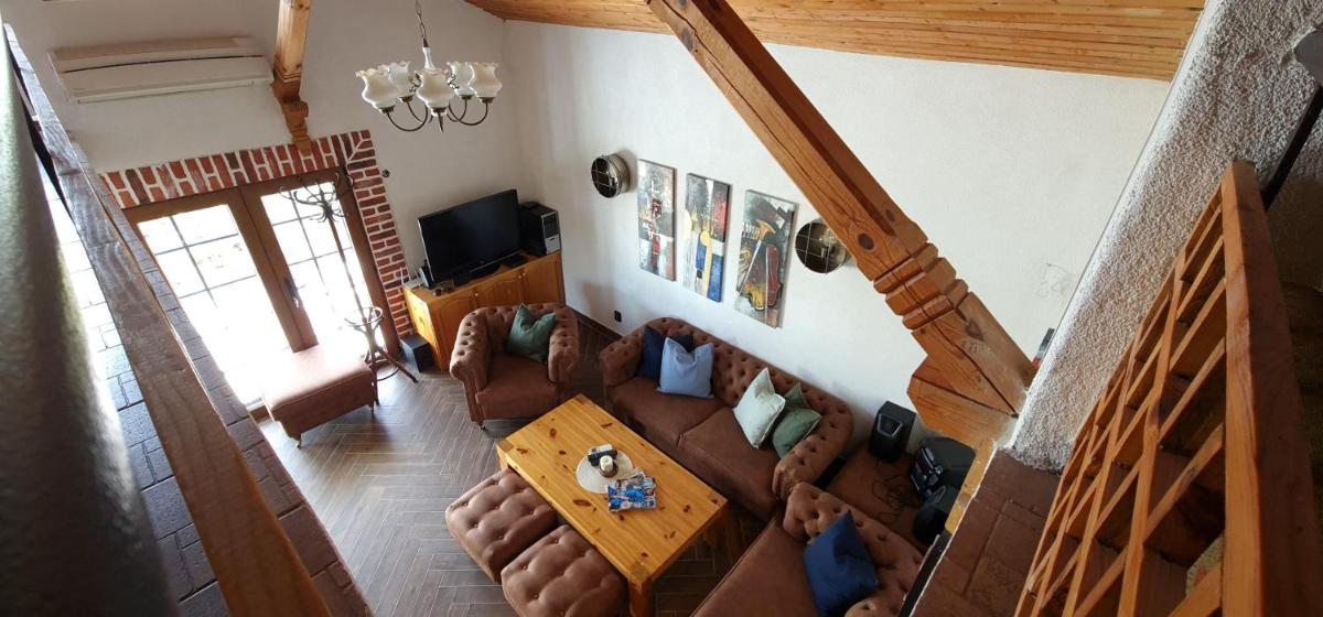 Къща за гости Каза Роза - Swiss Style Chalet Casa Rosa Guest House - Housity
