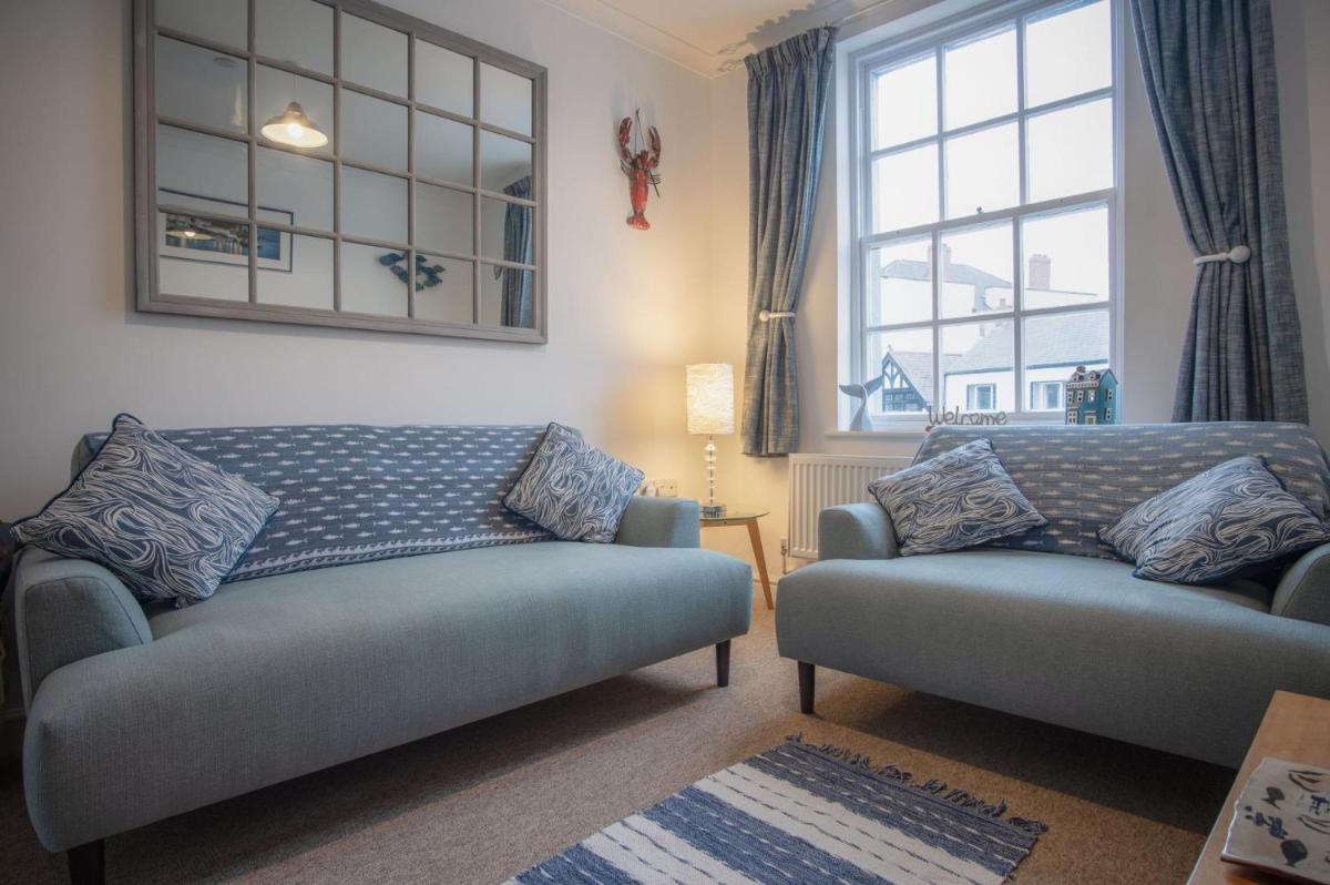 Ramsey Apartment - 2 Bedroom Apartment - Tenby - Housity