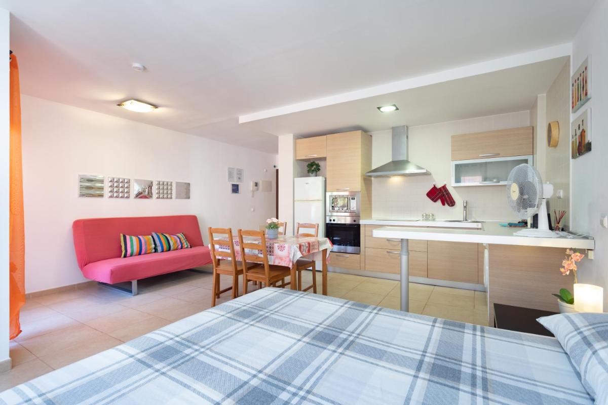Palm Mar Studio Apartment - Housity
