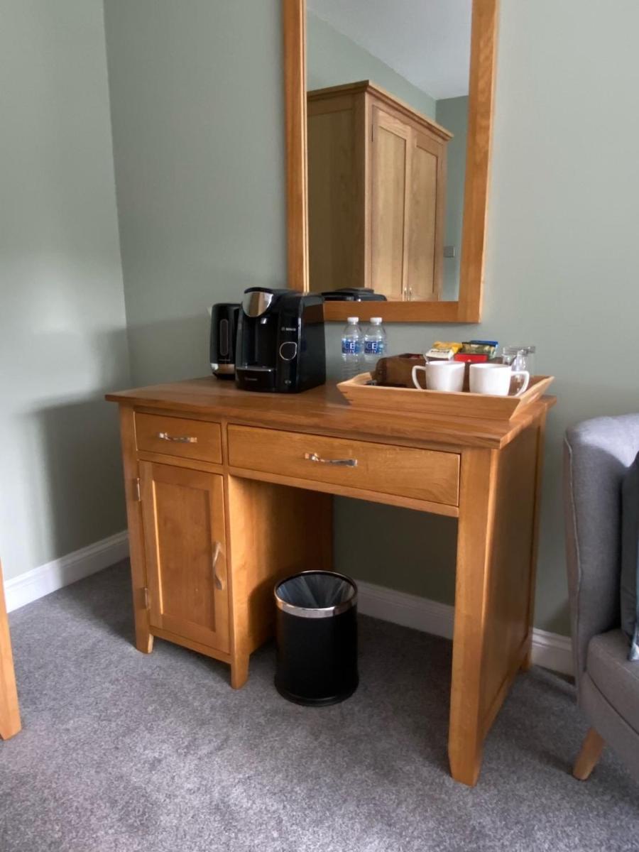 Marshpools Bed & Breakfast - Licensed near Weobley village - Housity