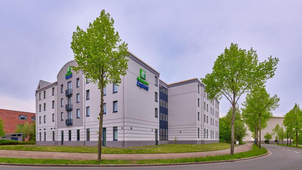 Holiday Inn Express Dortmund by IHG - Housity