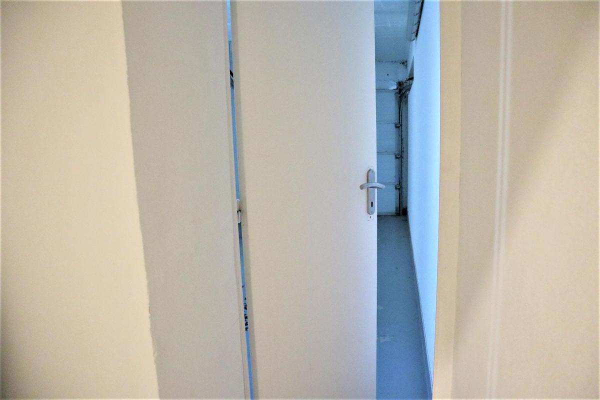 5 mn Zenith Grande Halle Auvergne,pied de Gergovie,Garage,Netflix - Hizvo