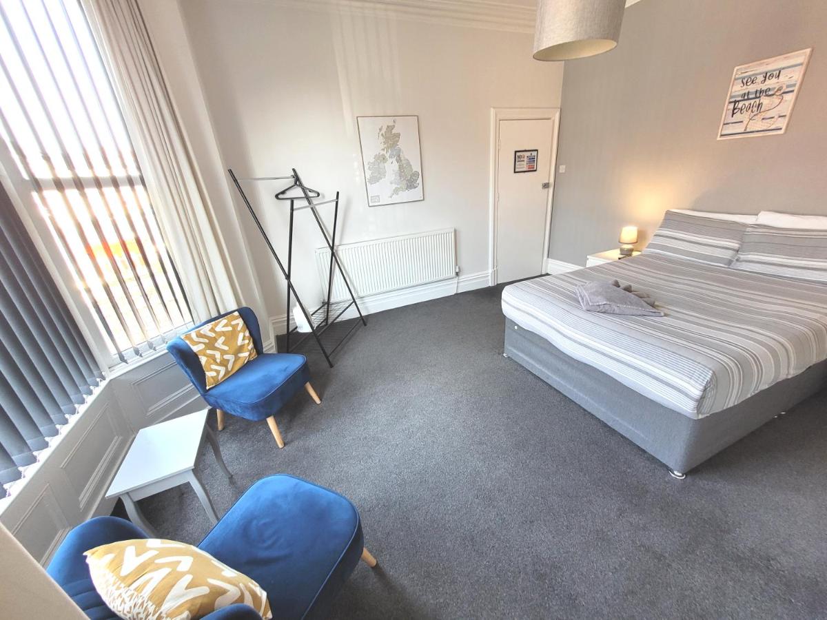 Regent House Holiday Home - Blackpool Resort Collection - Housity