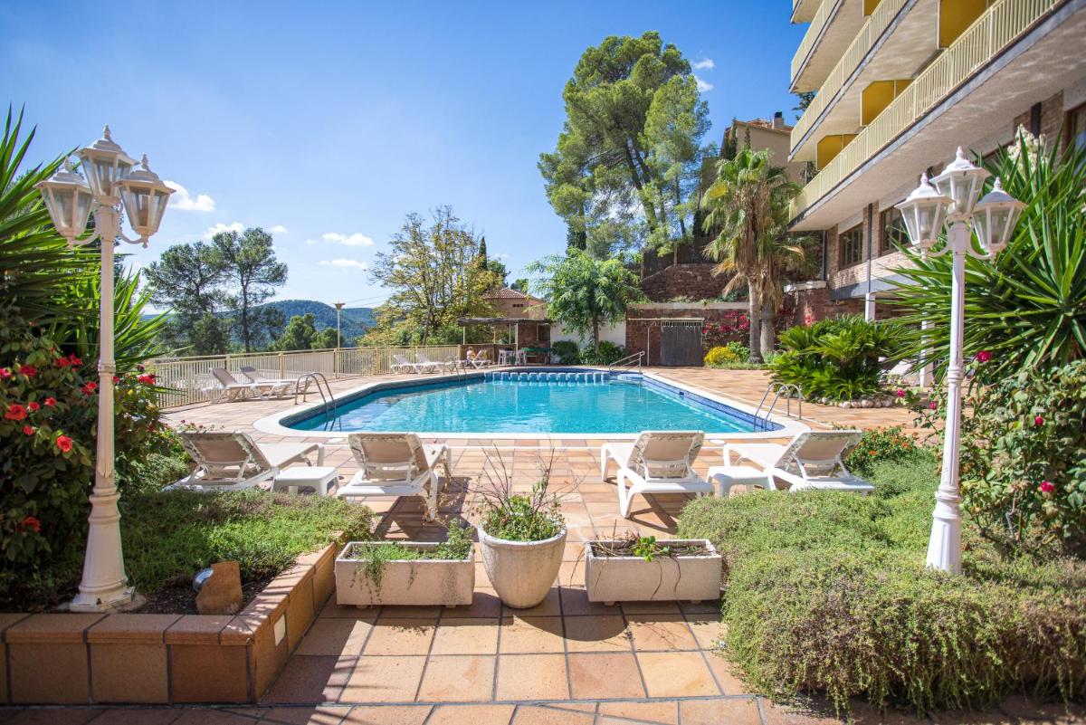 Can Fisa Hotel & Apartments - Housity