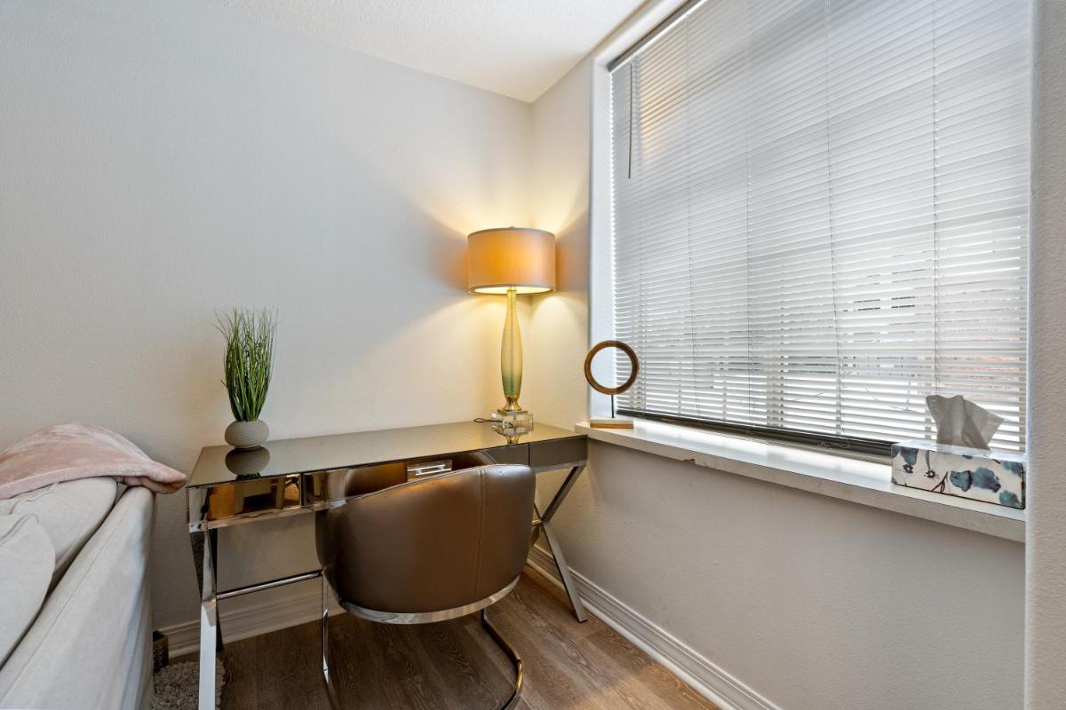 Walkable, Heart Of Vancouver Apt, Close To Pdx - Housity