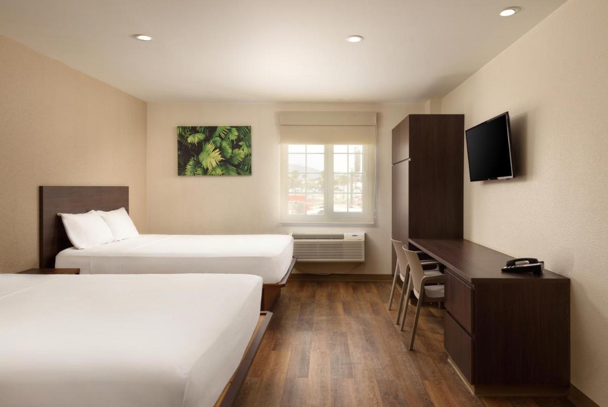 Extended Suites Tijuana Macroplaza - Housity