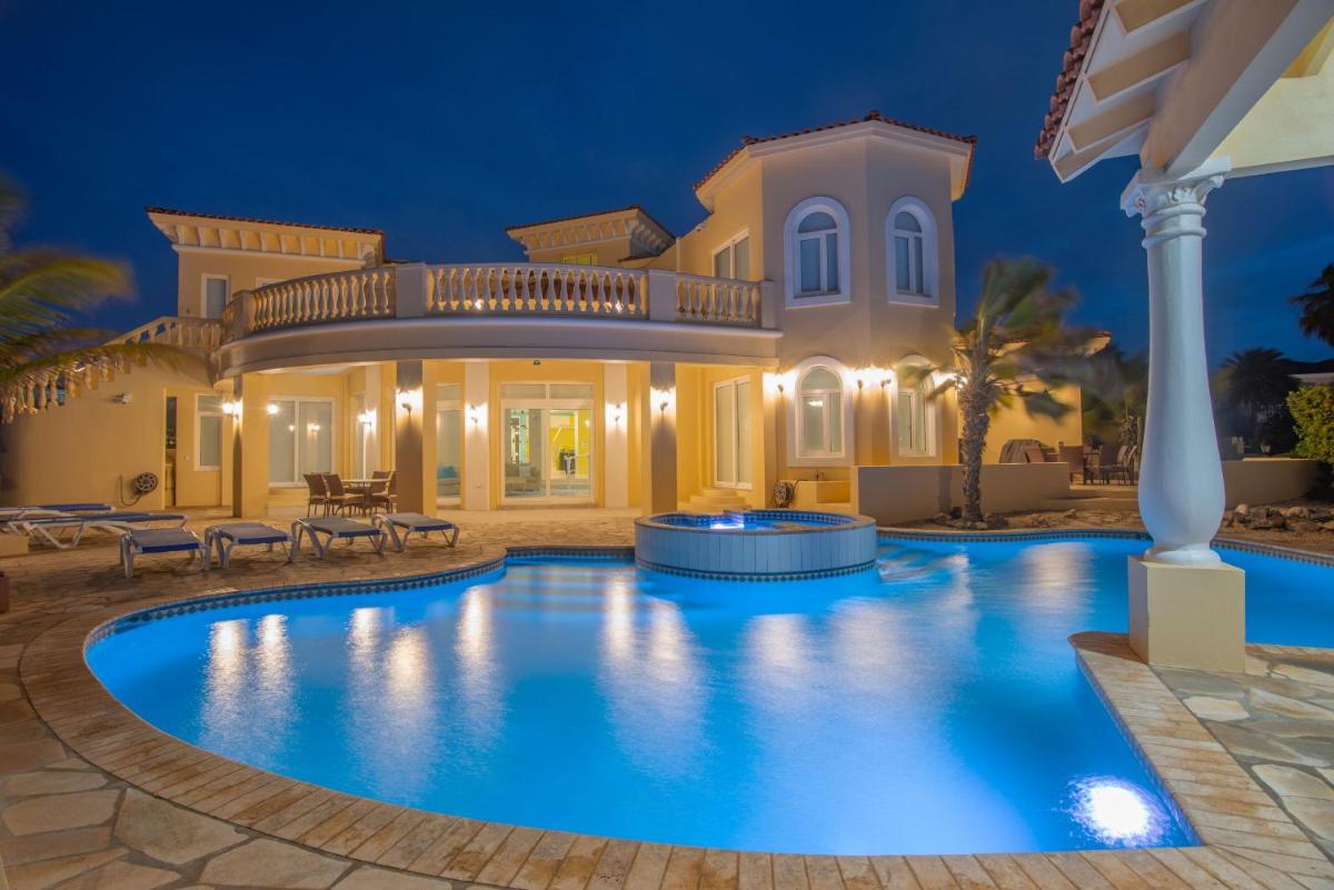 This One of a Kind Amazing Aruba Beach House - Housity