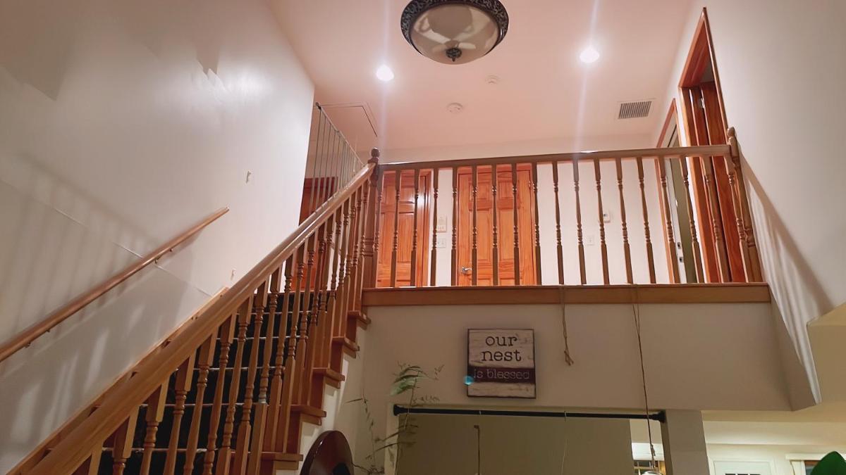 Victory House - Housity