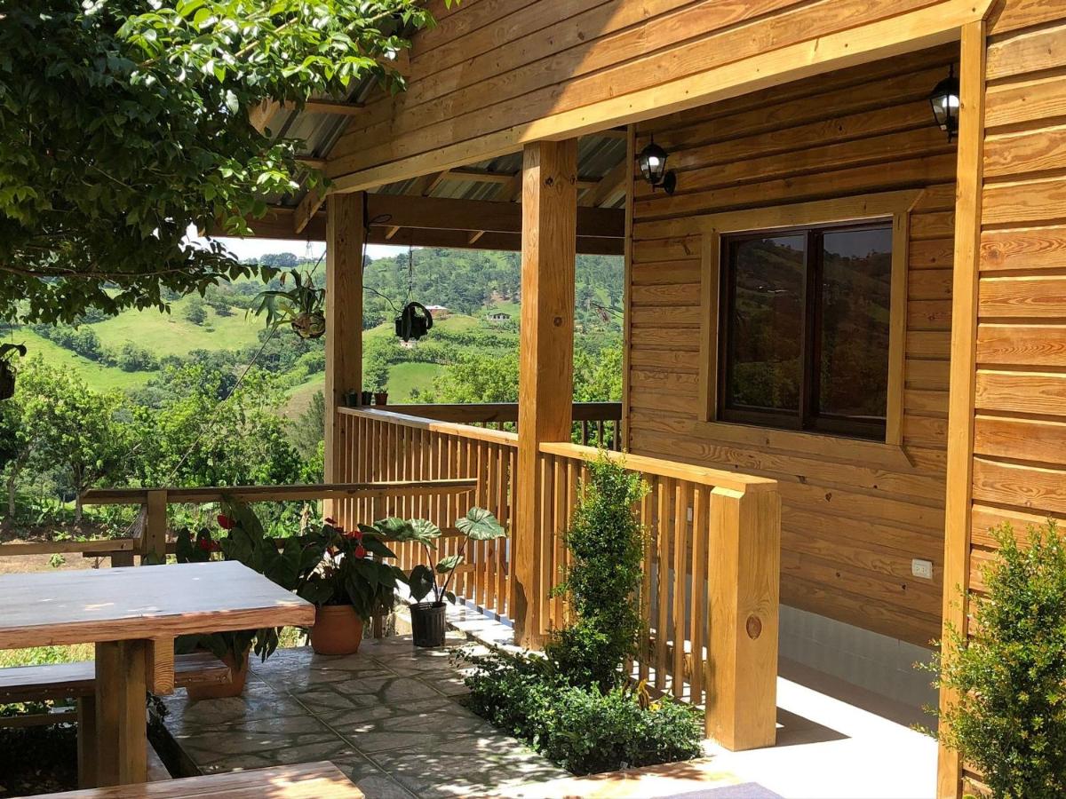 Villa Elisabeth By Hospedify - Cabaña con vista increible a las montañas, piscina y ambiente familiar - Housity