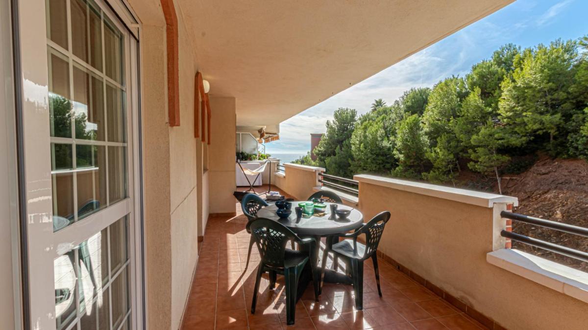 797 Holiday Rentals- Piso con amplia terraza a solo 1 min de la playa - Housity