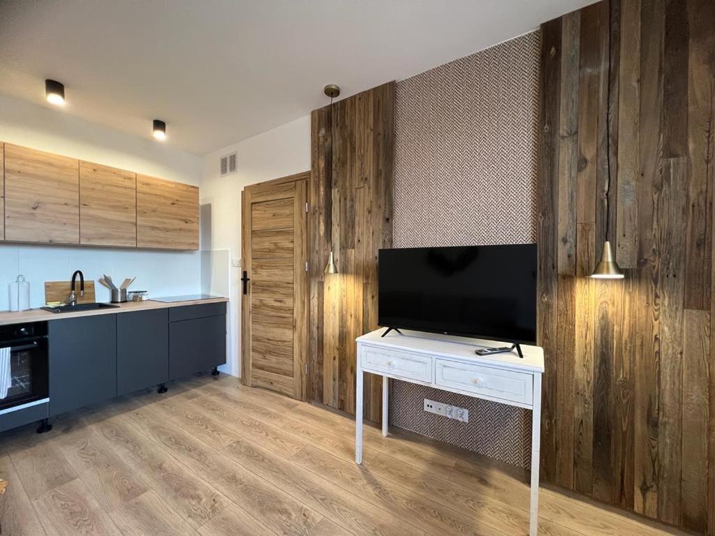 Niron Apartamenty Królowej Jadwigi Złotów - Housity