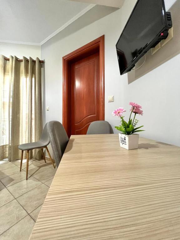 Ecco Apartments III - Housity