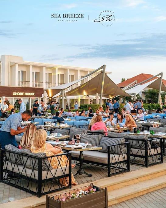 Sea Breeze White Villas 2 - Housity