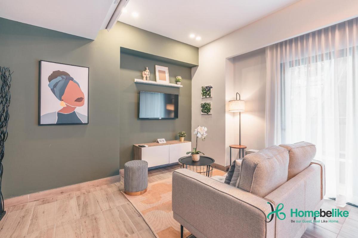 Breakfast Included Fully Serviced Apartment at Regatta Living II - 306 - Housity