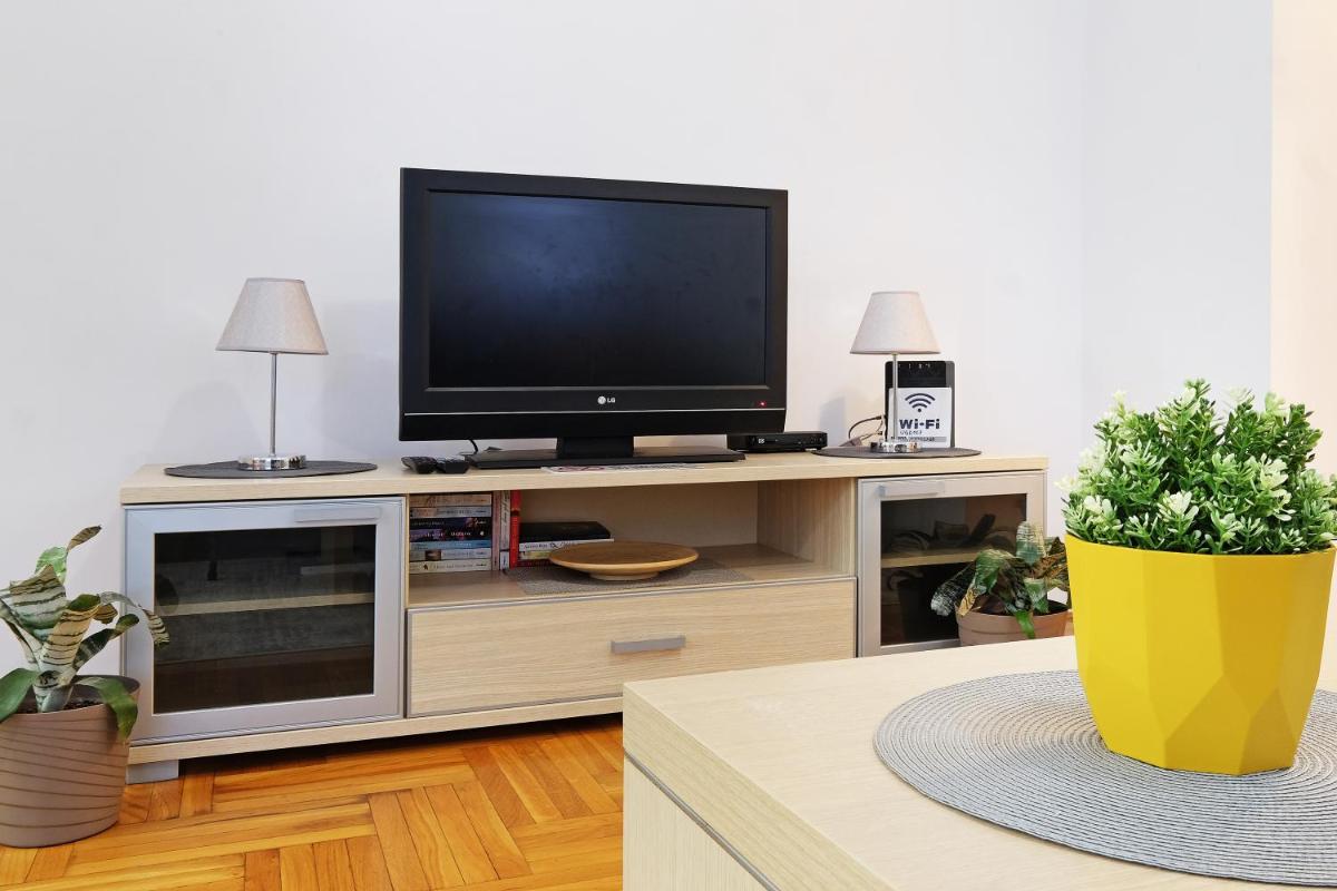 Lion Apartment - Belgrade - Housity