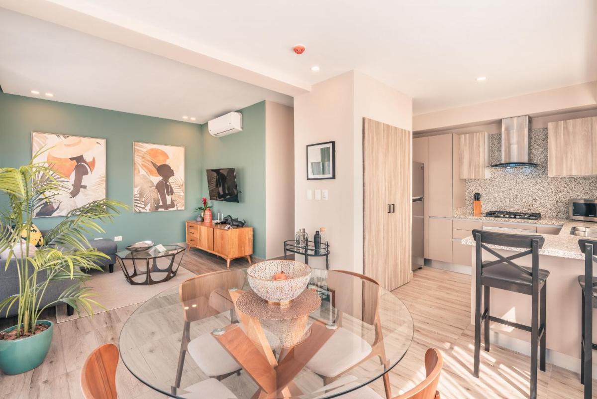 Suitetrails - Most exclusive Condo- Hotel in Town -802