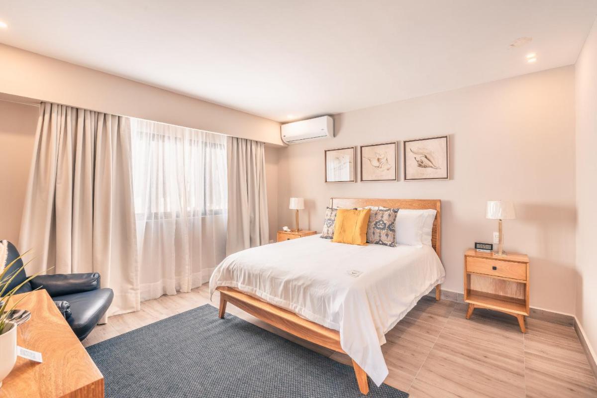 Most exclusive Condo- Hotel in Town -901 - Housity
