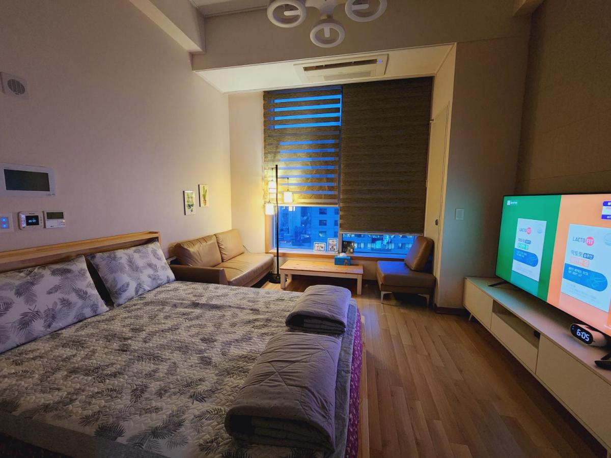 DG House - Housity