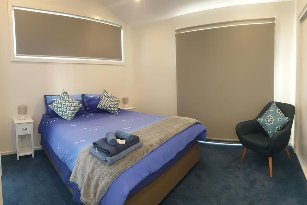 Vista Azure - the house on the hill with the view - Housity