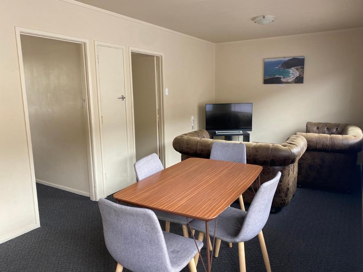 Wayfarer Motel - Housity
