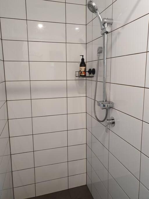 Sunrise Lane Private Apartment - Housity