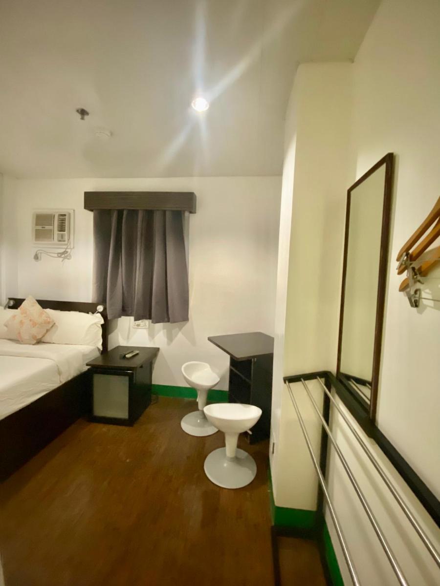 Emerald Bay Boracay - Housity