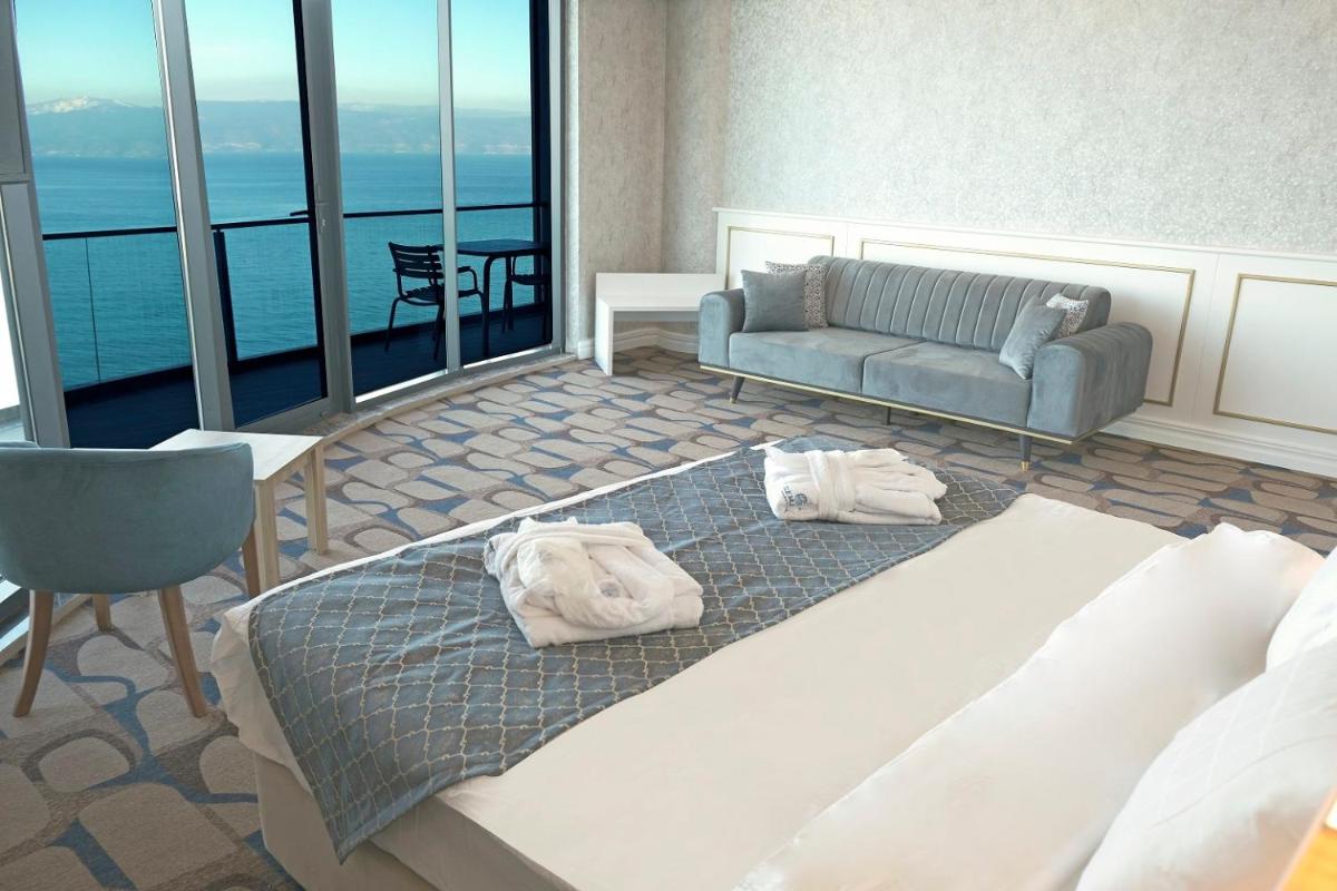 BLUE MUDANYA HOTEL - Housity