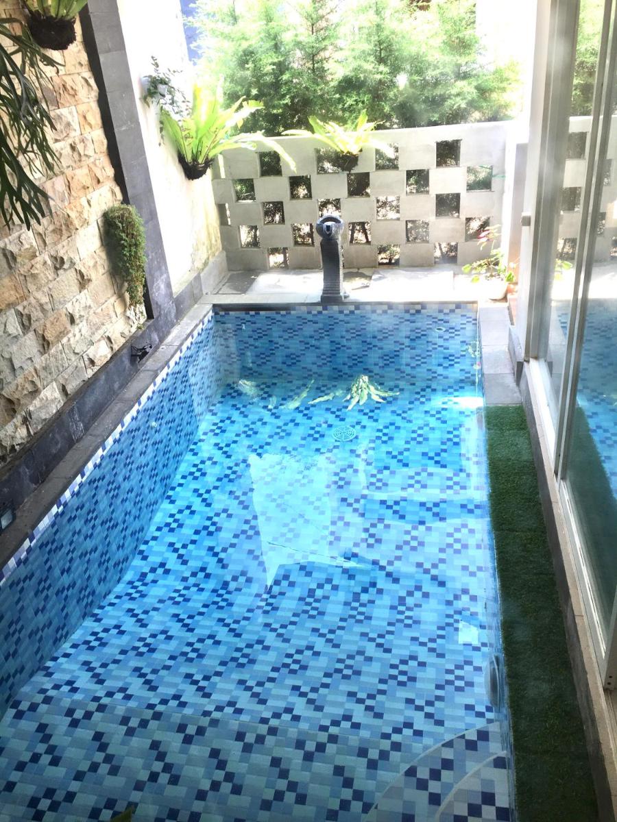 Villa Ganesha Batu near Museum Angkut - Housity