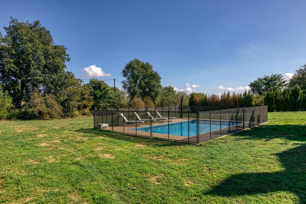 Masia en Rupià con Piscina - Housity