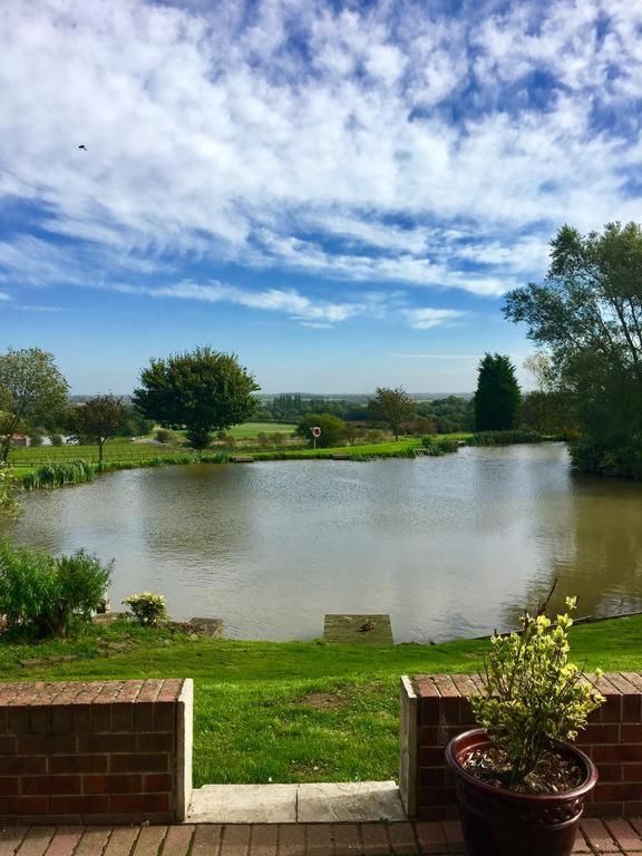 Willow Lakes - Housity