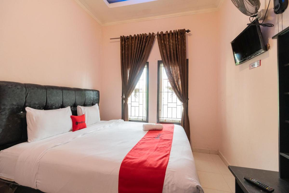 Suitetrails - RedDoorz Syariah at D'Ostha Residence