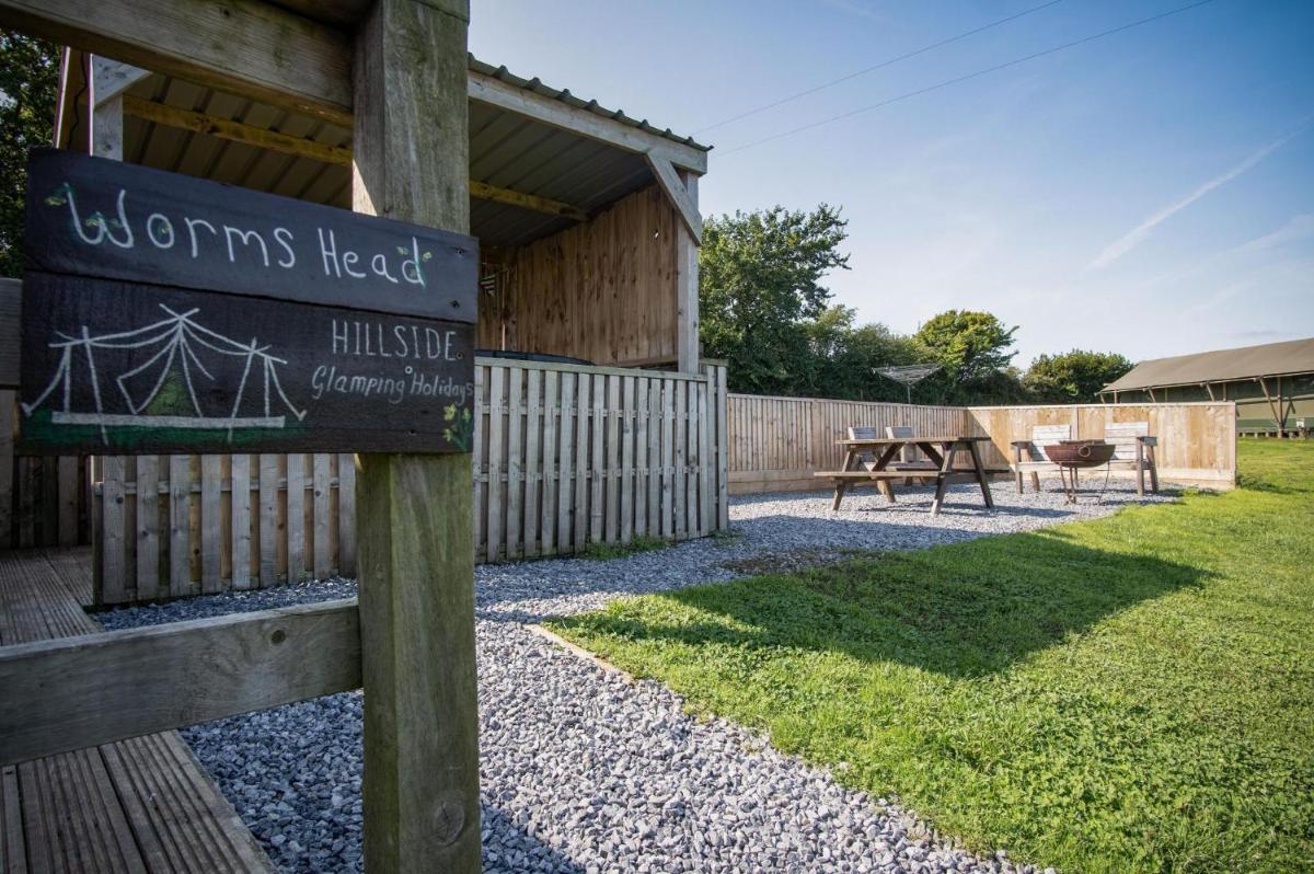Worms Head - Safari Glamping Tent - Llangennith - Housity