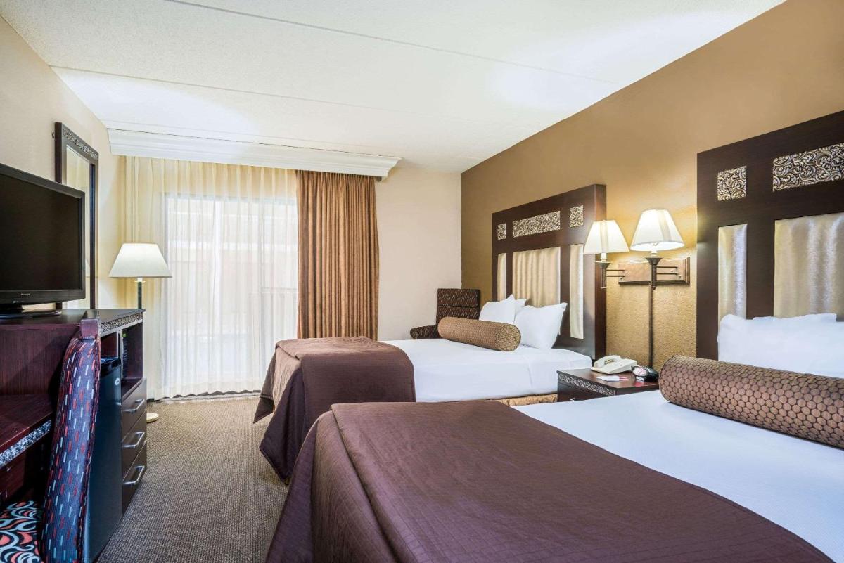 Ramada by Wyndham Plymouth Hotel & Conference Center - Housity