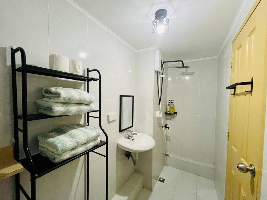 Iloilo City Two Bedroom Condo Unit - Housity