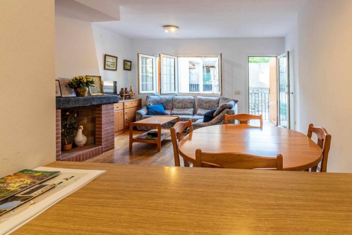 Can Casadevall Casa rural pies de los Pirineos - Housity