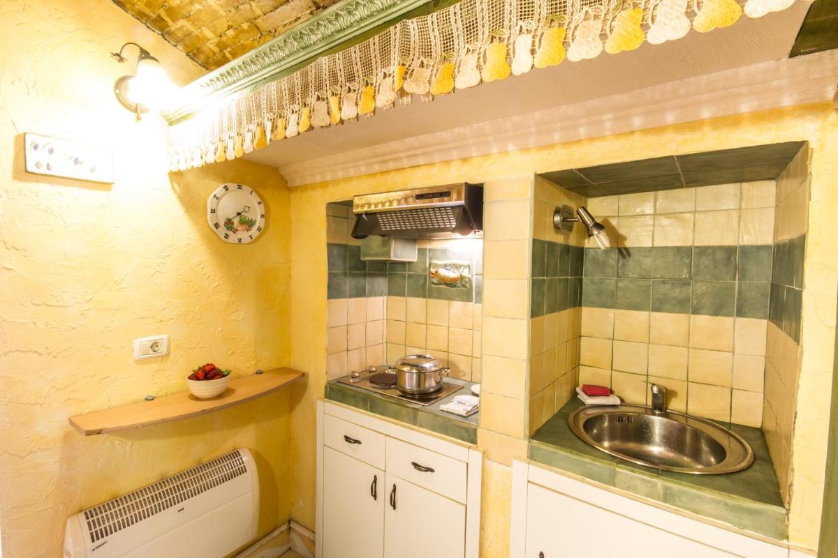 Cosy Little Love Nest in Piran - Housity