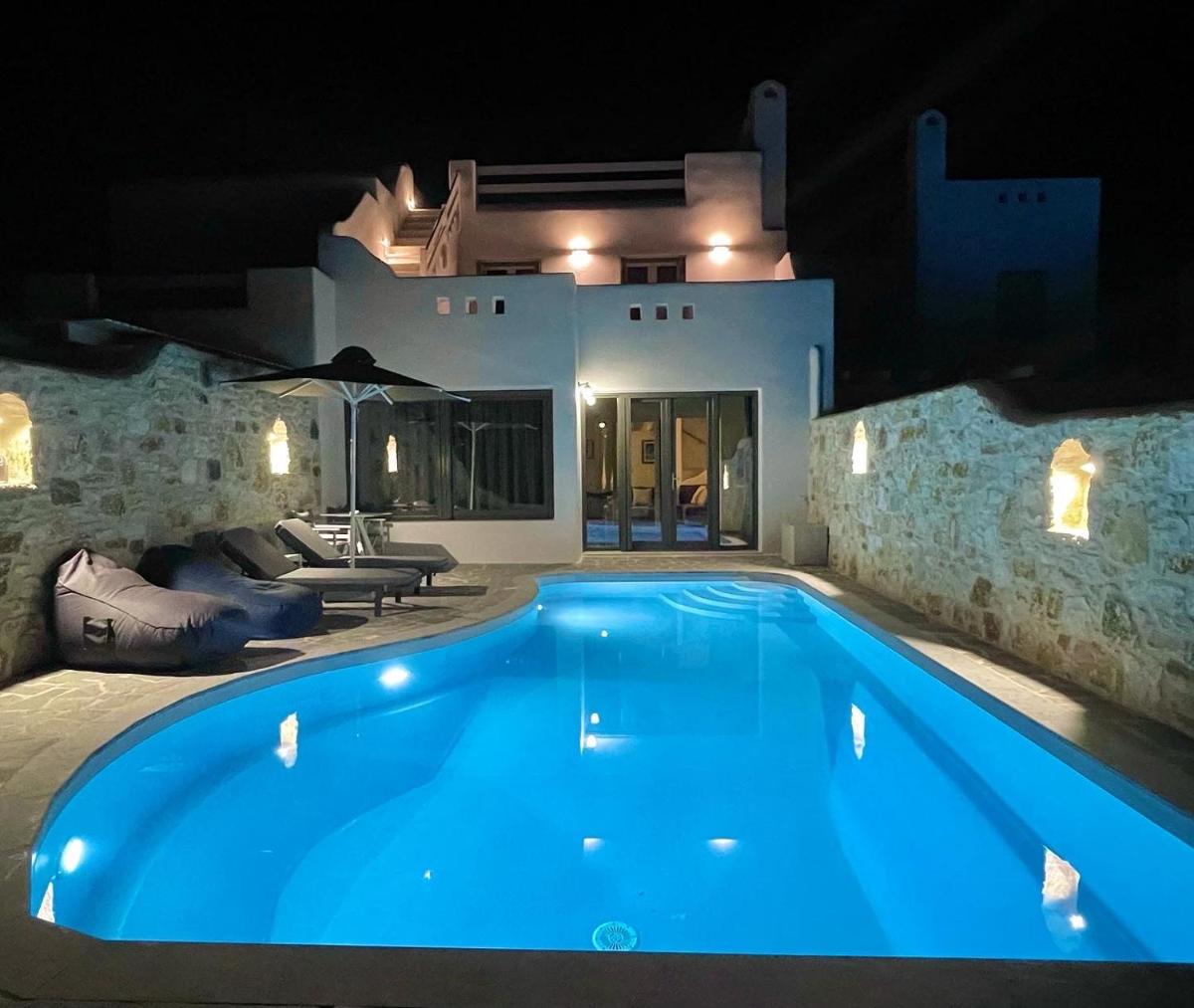 VillaNaxosGR - More than a Naxian beach house - Housity