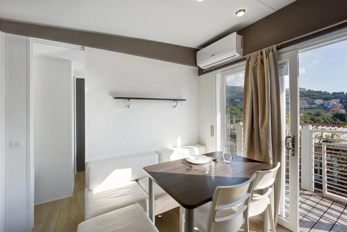 Mobile Home Next 231 - Housity