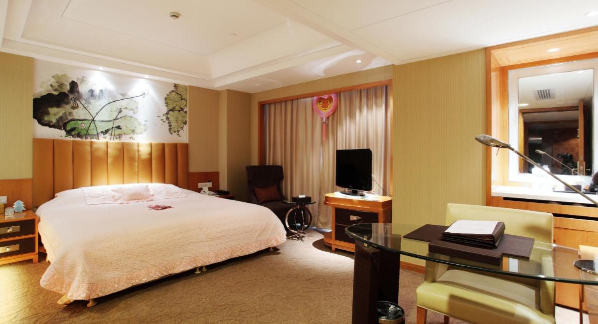 Jinling Plaza Changzhou - Housity