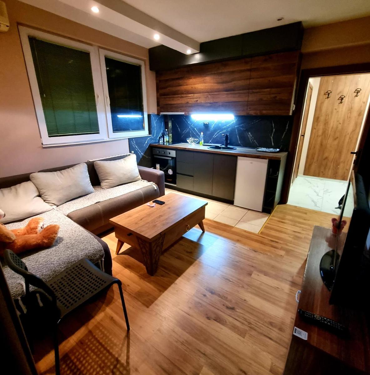 Suitetrails - ELISA Apartment 20B Center-Skopje