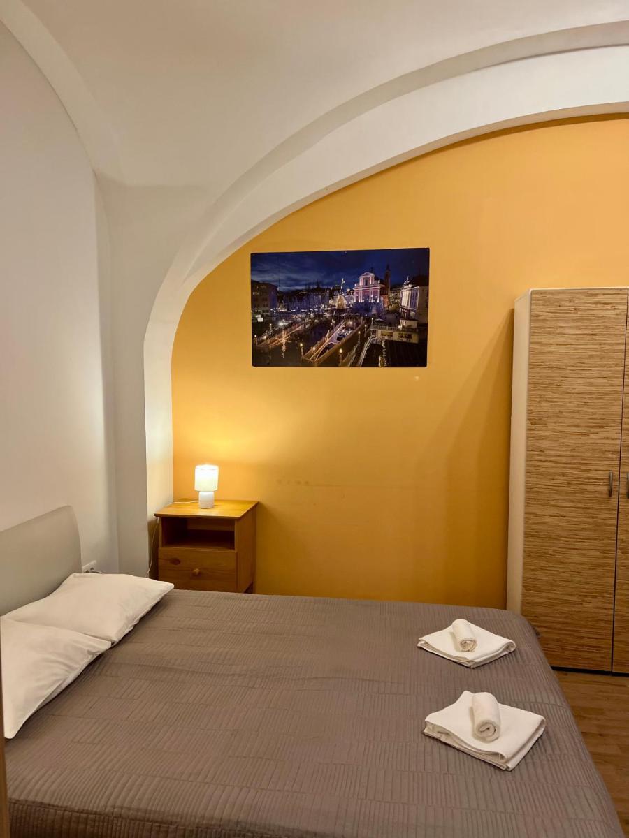 A&P center Ljubljana Apartment - Housity