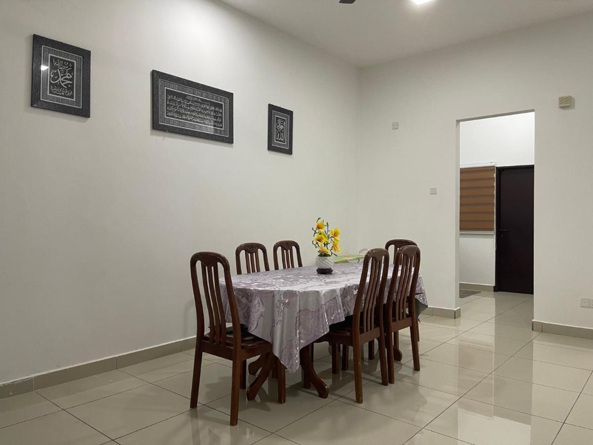 MMG D'Bertam Homestay For Malay Only - Housity