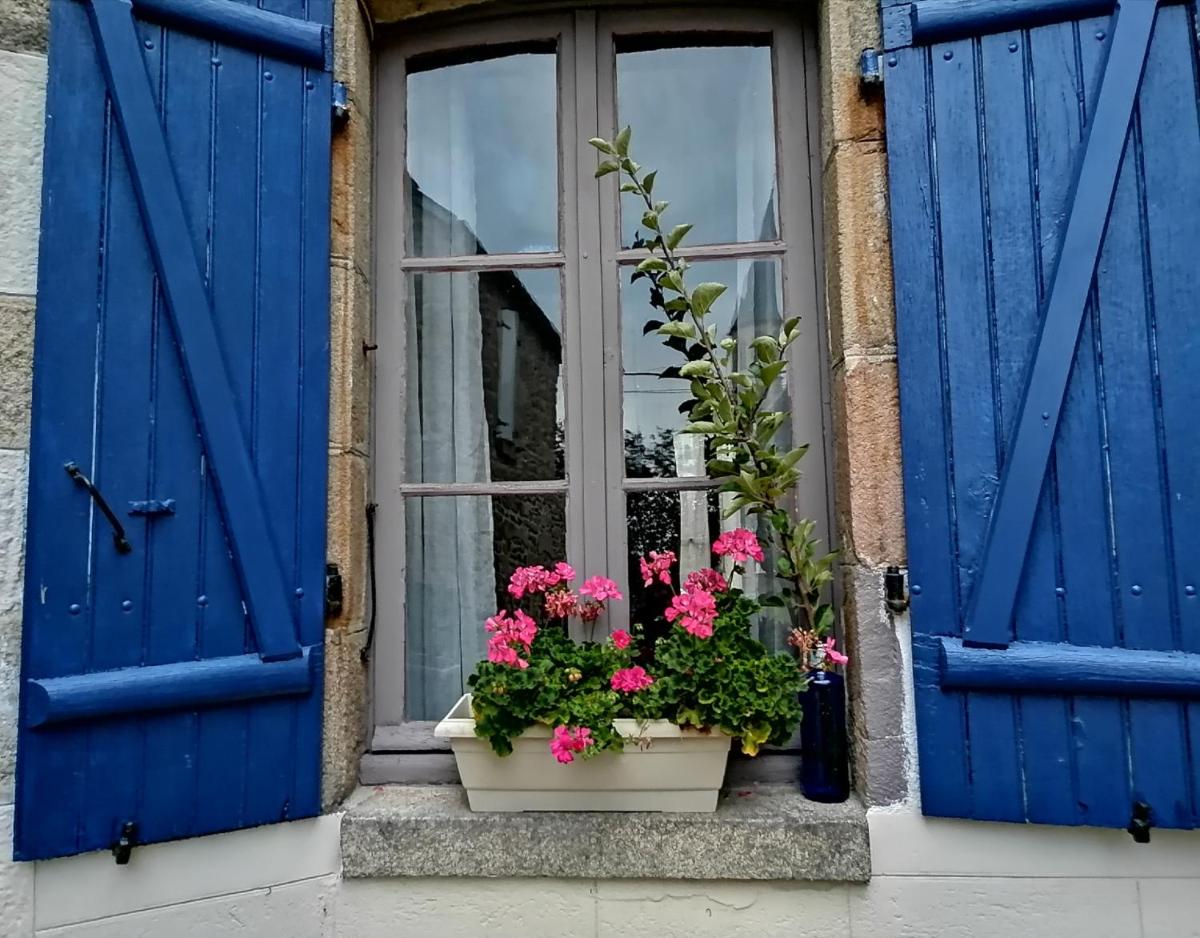 La Petite Maison des Artiste - Housity